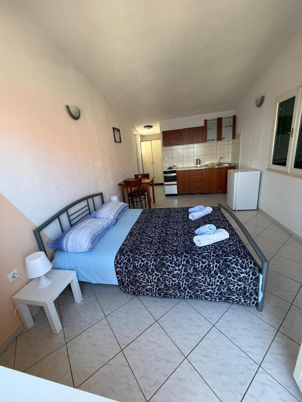 Apartments Laguna Стоморска Стая снимка